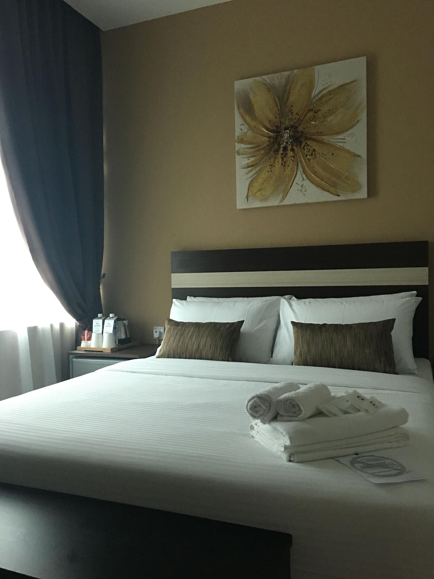 เชมารา บูทิก โฮเต็ล Hotel มีรี ภายนอก รูปภาพ