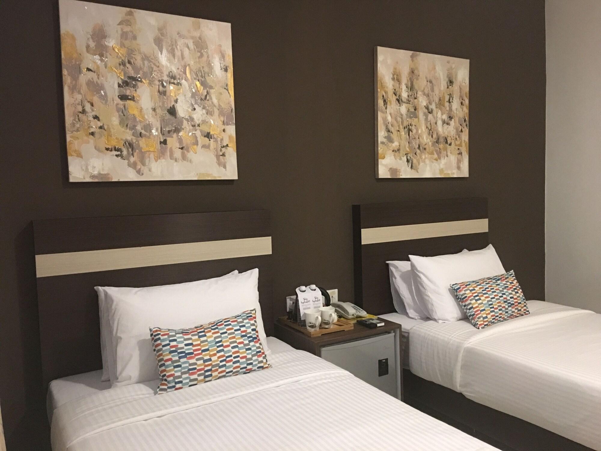 เชมารา บูทิก โฮเต็ล Hotel มีรี ภายนอก รูปภาพ